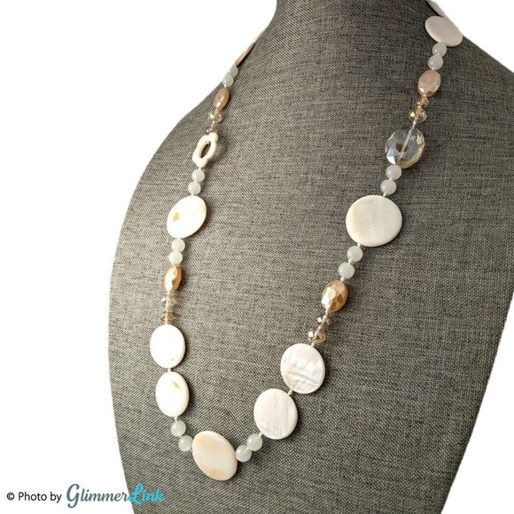 Mother of Pearl Discs Knotted Beads Necklace - Picture 3 of 10